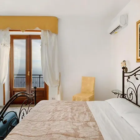 Nocleg ze śniadaniem Da Clotilde Furore