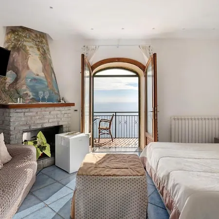 Da Clotilde Nocleg ze śniadaniem 4*